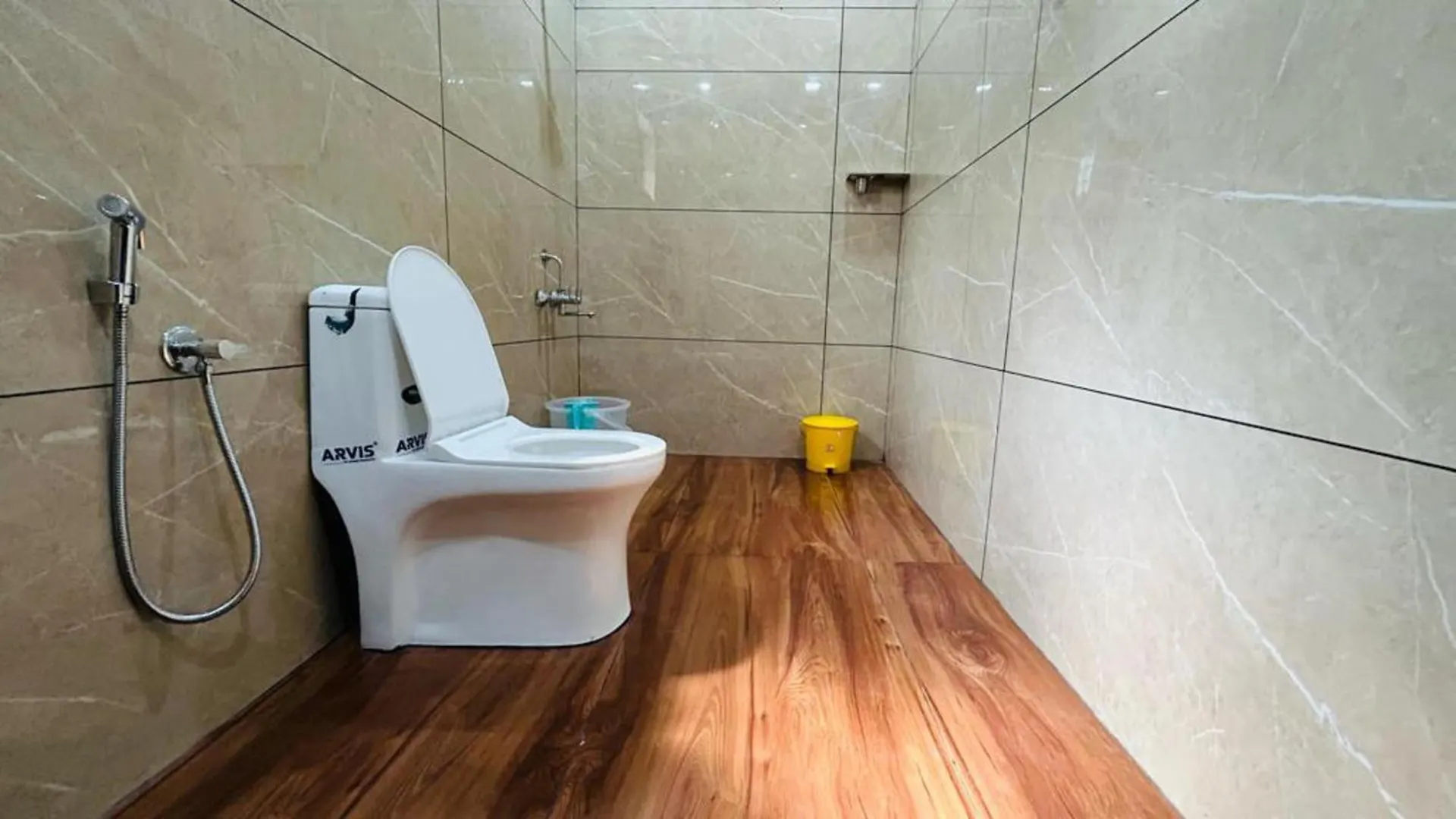 Athirappilly Inn Rooms & Suites Otel